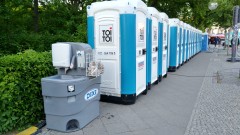 Mobile toilet stalls and mobile handwashing sink