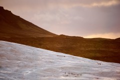 Tourists on the glacier in the Vatnajökull Natioanl Park